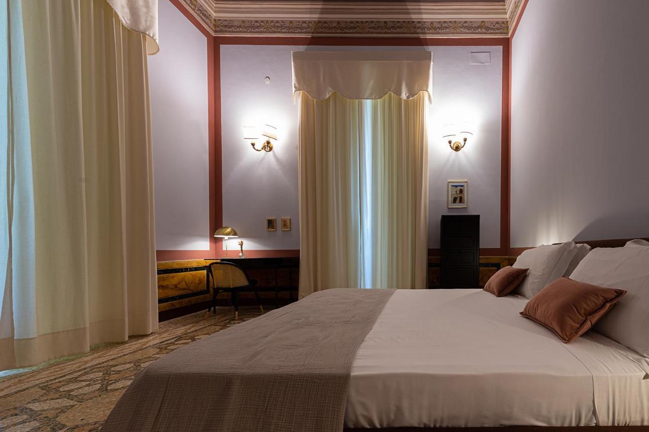Aradeo Palazzo Francesco Grassi B&B 외부 사진