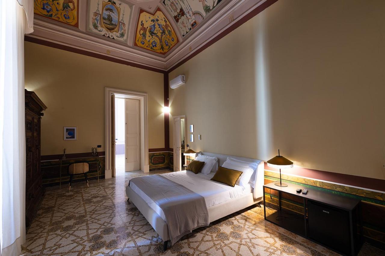 Aradeo Palazzo Francesco Grassi B&B 외부 사진