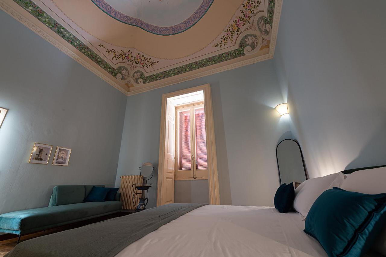 Aradeo Palazzo Francesco Grassi B&B 외부 사진