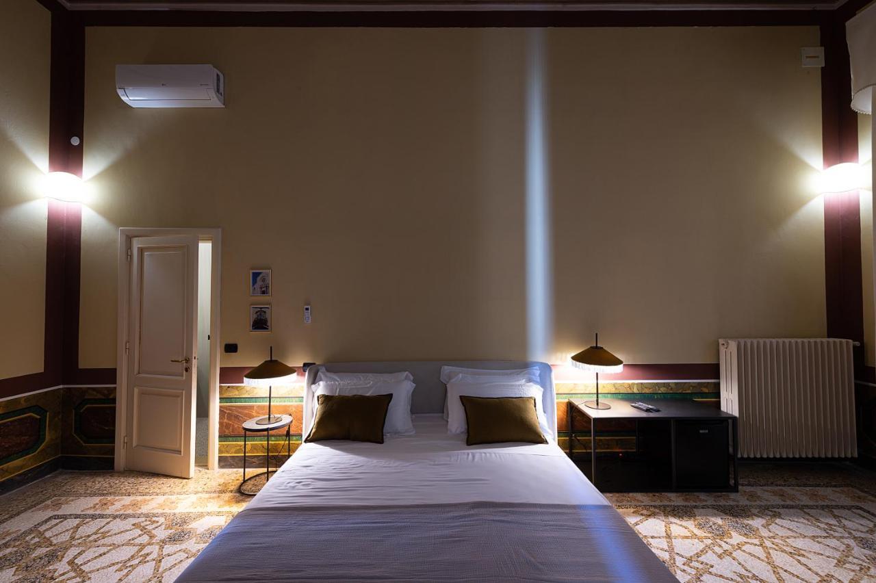 Aradeo Palazzo Francesco Grassi B&B 외부 사진