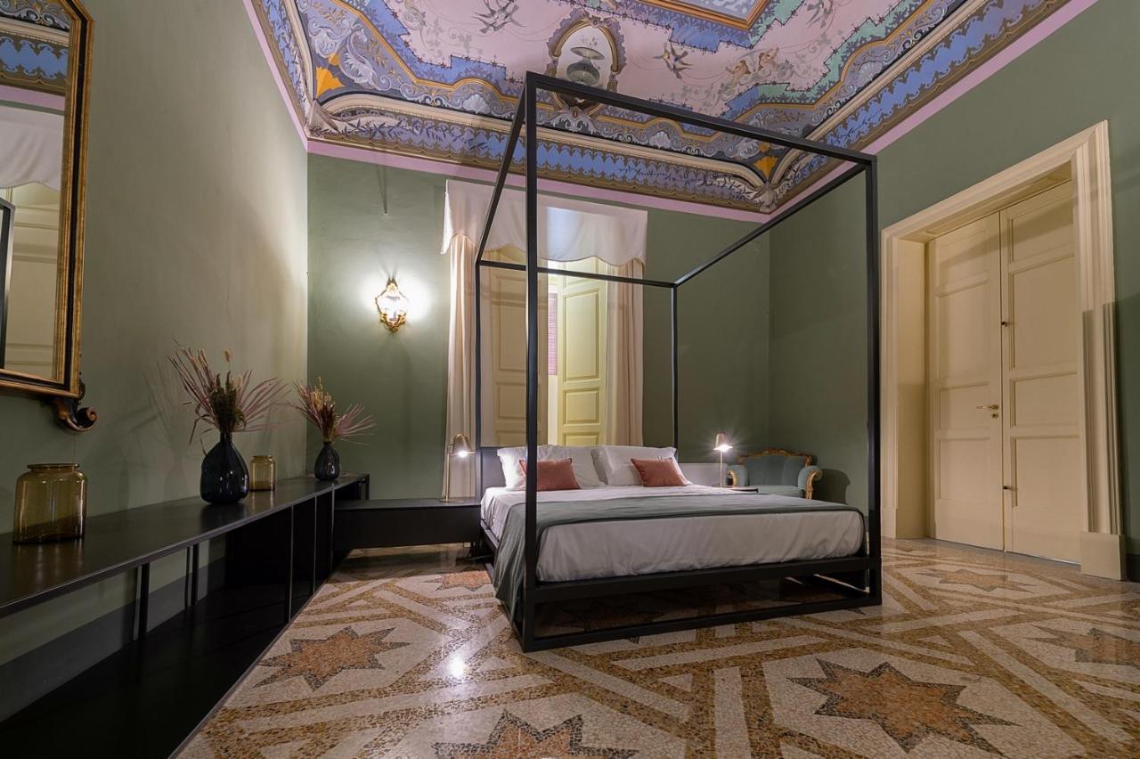 Aradeo Palazzo Francesco Grassi B&B 외부 사진